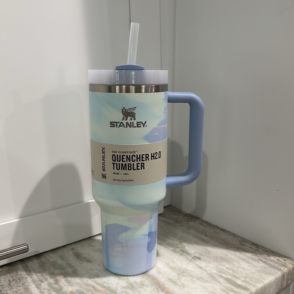 (6162) NEW STANLEY THE QUENCHER H2.0 FLOWSTATE™ TUMBLER | 40 oz *LIMITED ED - Picture 1 of 5